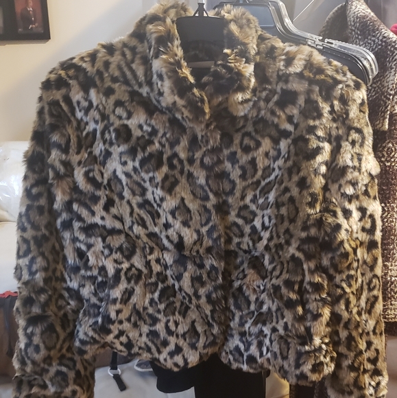 Allen B by Allen Schwartz Jackets & Blazers - Allen B by Allen Schwartz Leopard Faux Fur